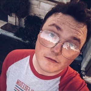 Meet your Posher, Collin